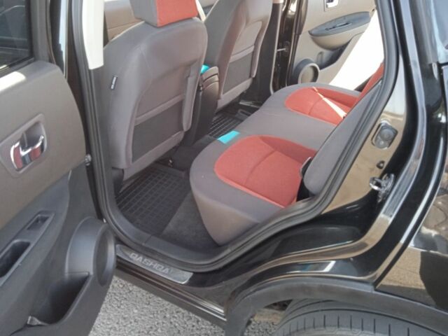 Черный Ниссан Микра, объемом двигателя 2 л и пробегом 200 тыс. км за 7200 $, фото 9 на Automoto.ua