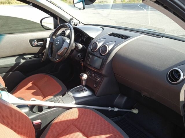 Черный Ниссан Микра, объемом двигателя 2 л и пробегом 200 тыс. км за 7200 $, фото 11 на Automoto.ua