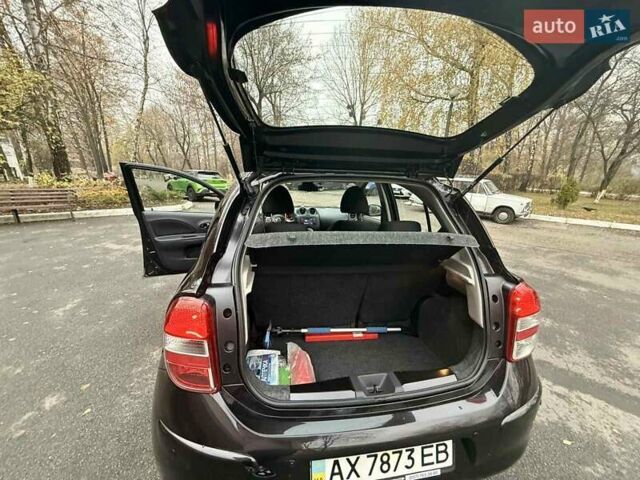 Фиолетовый Ниссан Микра, объемом двигателя 1.2 л и пробегом 37 тыс. км за 8800 $, фото 3 на Automoto.ua