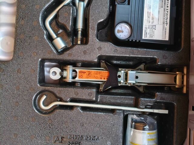 Фиолетовый Ниссан Микра, объемом двигателя 1.2 л и пробегом 96 тыс. км за 9400 $, фото 11 на Automoto.ua