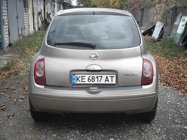 Коричневый Ниссан Микра, объемом двигателя 1.4 л и пробегом 185 тыс. км за 4900 $, фото 3 на Automoto.ua