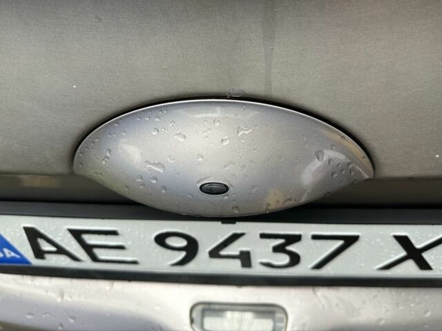 Коричневый Ниссан Микра, объемом двигателя 1.4 л и пробегом 188 тыс. км за 5400 $, фото 12 на Automoto.ua