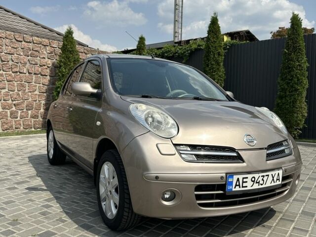 Коричневый Ниссан Микра, объемом двигателя 1.4 л и пробегом 188 тыс. км за 5400 $, фото 1 на Automoto.ua