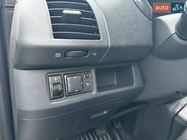 Коричневий Ніссан Мікра, об'ємом двигуна 1.24 л та пробігом 119 тис. км за 6200 $, фото 36 на Automoto.ua