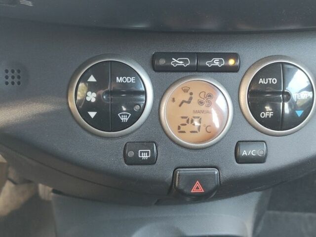 Коричневый Ниссан Микра, объемом двигателя 1.4 л и пробегом 1 тыс. км за 4500 $, фото 9 на Automoto.ua