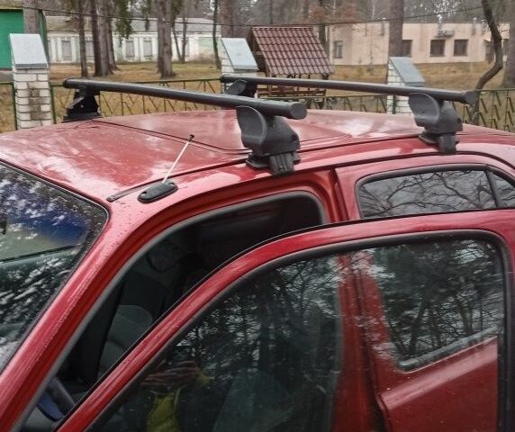 Червоний Ніссан Мікра, об'ємом двигуна 1 л та пробігом 333 тис. км за 2300 $, фото 4 на Automoto.ua