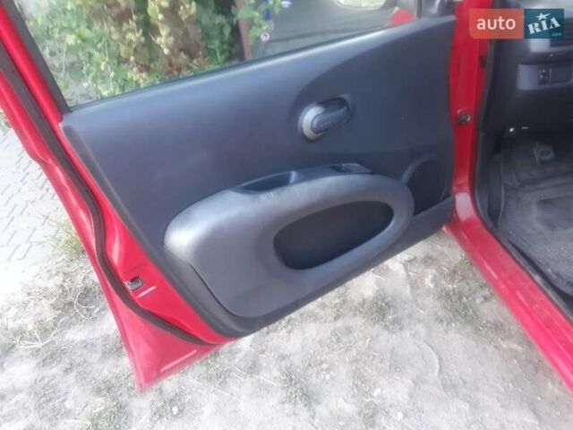 Красный Ниссан Микра, объемом двигателя 1.46 л и пробегом 196 тыс. км за 3000 $, фото 7 на Automoto.ua