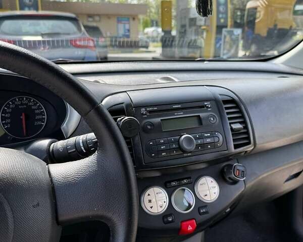 Червоний Ніссан Мікра, об'ємом двигуна 1.4 л та пробігом 217 тис. км за 4800 $, фото 9 на Automoto.ua