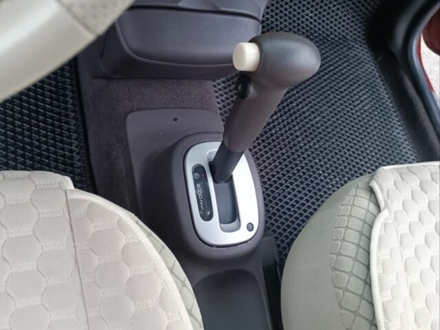 Червоний Ніссан Мікра, об'ємом двигуна 1.4 л та пробігом 124 тис. км за 5600 $, фото 7 на Automoto.ua