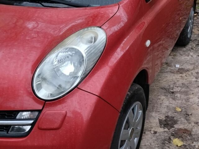 Красный Ниссан Микра, объемом двигателя 1.2 л и пробегом 235 тыс. км за 3000 $, фото 8 на Automoto.ua