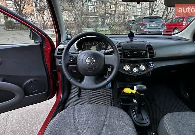Красный Ниссан Микра, объемом двигателя 1.24 л и пробегом 227 тыс. км за 6200 $, фото 11 на Automoto.ua