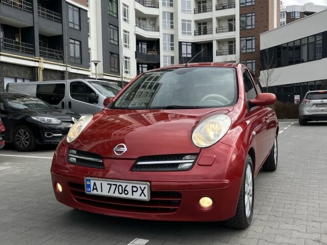 Красный Ниссан Микра, объемом двигателя 1.4 л и пробегом 135 тыс. км за 5450 $, фото 2 на Automoto.ua