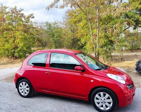 Красный Ниссан Микра, объемом двигателя 1.24 л и пробегом 190 тыс. км за 5599 $, фото 3 на Automoto.ua