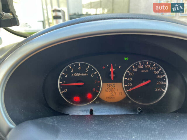 Красный Ниссан Микра, объемом двигателя 1.4 л и пробегом 274 тыс. км за 4450 $, фото 26 на Automoto.ua