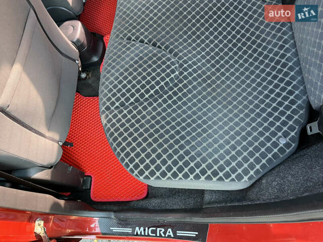 Красный Ниссан Микра, объемом двигателя 1.4 л и пробегом 274 тыс. км за 4450 $, фото 18 на Automoto.ua