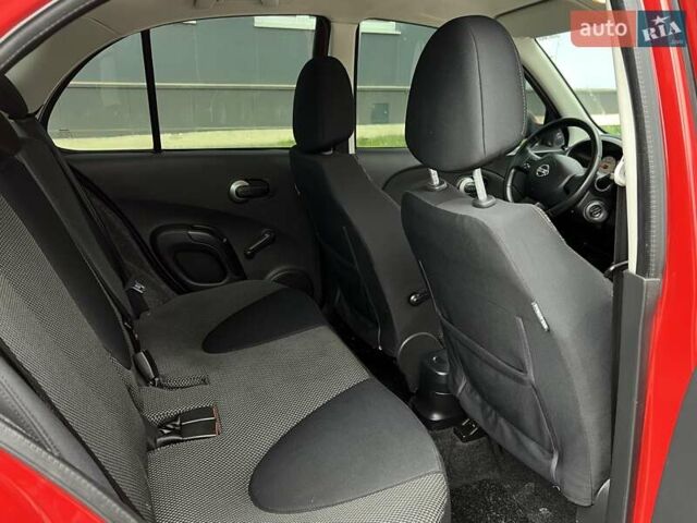 Червоний Ніссан Мікра, об'ємом двигуна 1.4 л та пробігом 120 тис. км за 6500 $, фото 27 на Automoto.ua