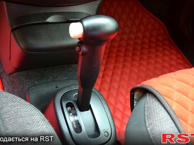 Червоний Ніссан Мікра, об'ємом двигуна 1.2 л та пробігом 137 тис. км за 5650 $, фото 3 на Automoto.ua