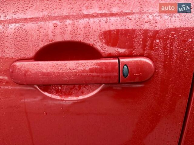 Червоний Ніссан Мікра, об'ємом двигуна 1.4 л та пробігом 121 тис. км за 6350 $, фото 32 на Automoto.ua