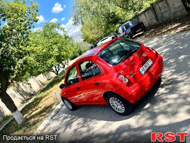 Красный Ниссан Микра, объемом двигателя 1.2 л и пробегом 180 тыс. км за 4699 $, фото 3 на Automoto.ua