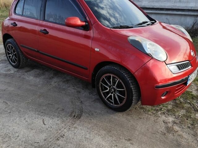 Красный Ниссан Микра, объемом двигателя 1.2 л и пробегом 157 тыс. км за 5650 $, фото 1 на Automoto.ua
