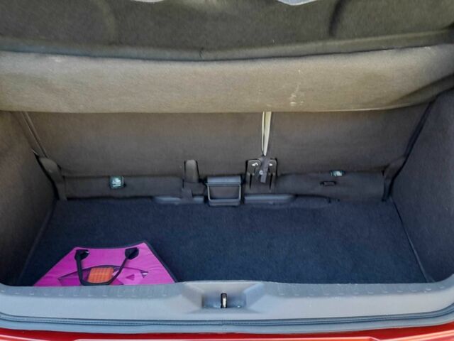 Красный Ниссан Микра, объемом двигателя 1.24 л и пробегом 95 тыс. км за 5999 $, фото 10 на Automoto.ua