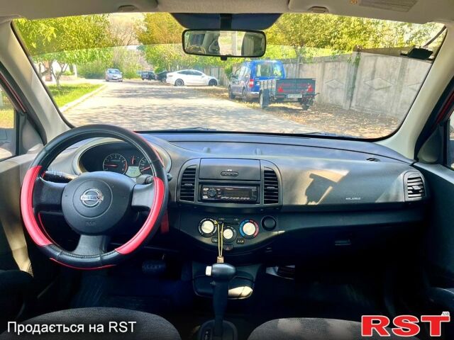 Красный Ниссан Микра, объемом двигателя 1.2 л и пробегом 180 тыс. км за 4699 $, фото 5 на Automoto.ua