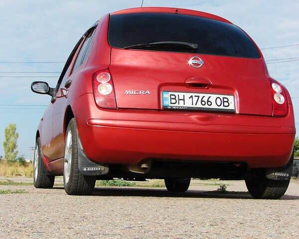 Красный Ниссан Микра, объемом двигателя 1.24 л и пробегом 170 тыс. км за 4800 $, фото 7 на Automoto.ua