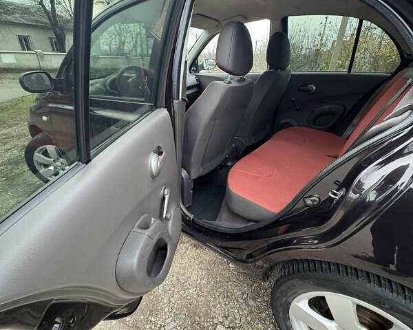 Красный Ниссан Микра, объемом двигателя 1.24 л и пробегом 150 тыс. км за 5900 $, фото 10 на Automoto.ua