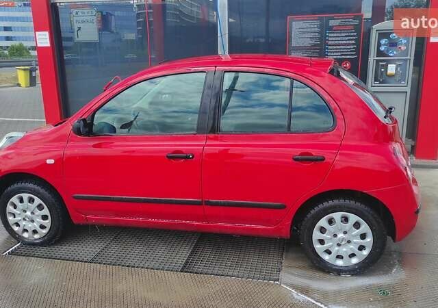 Червоний Ніссан Мікра, об'ємом двигуна 1.2 л та пробігом 150 тис. км за 4700 $, фото 2 на Automoto.ua