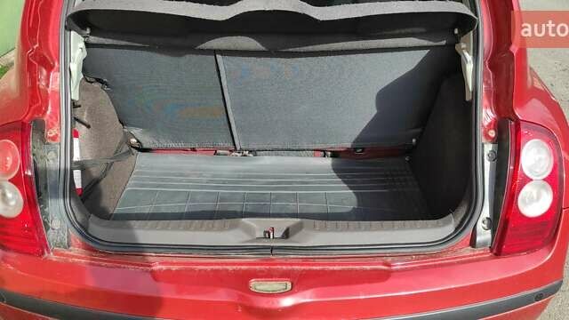 Красный Ниссан Микра, объемом двигателя 1.24 л и пробегом 158 тыс. км за 5800 $, фото 6 на Automoto.ua