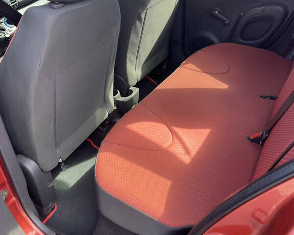 Червоний Ніссан Мікра, об'ємом двигуна 1.24 л та пробігом 140 тис. км за 7200 $, фото 9 на Automoto.ua