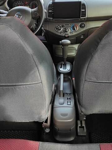 Красный Ниссан Микра, объемом двигателя 1.24 л и пробегом 158 тыс. км за 5800 $, фото 4 на Automoto.ua