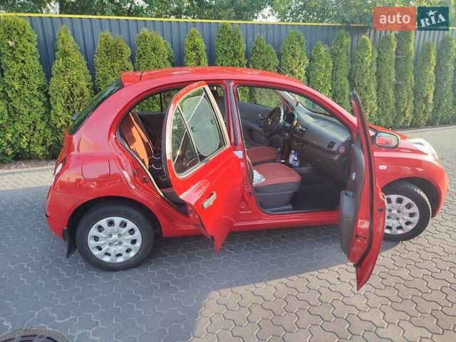 Красный Ниссан Микра, объемом двигателя 1.24 л и пробегом 130 тыс. км за 5000 $, фото 14 на Automoto.ua