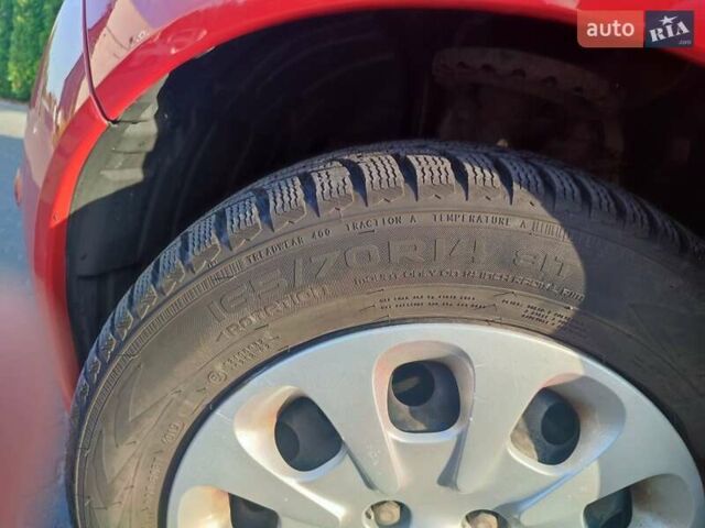 Красный Ниссан Микра, объемом двигателя 1.24 л и пробегом 130 тыс. км за 5000 $, фото 26 на Automoto.ua