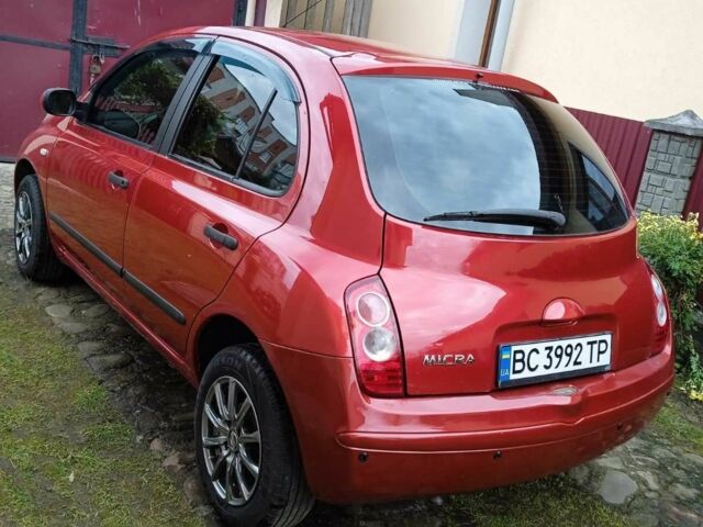 Красный Ниссан Микра, объемом двигателя 1.2 л и пробегом 180 тыс. км за 5500 $, фото 2 на Automoto.ua