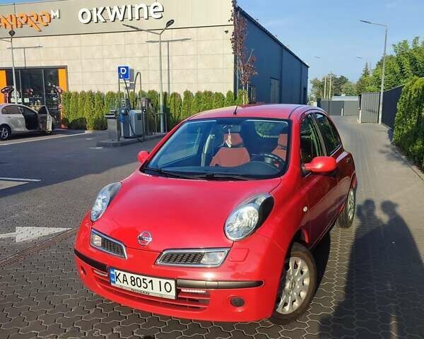 Красный Ниссан Микра, объемом двигателя 1.24 л и пробегом 130 тыс. км за 5000 $, фото 1 на Automoto.ua