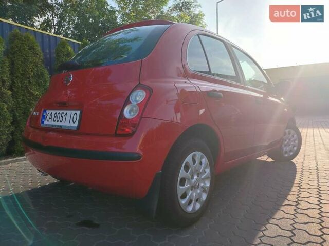 Красный Ниссан Микра, объемом двигателя 1.24 л и пробегом 130 тыс. км за 5000 $, фото 3 на Automoto.ua
