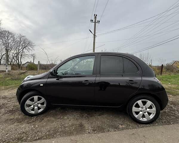 Красный Ниссан Микра, объемом двигателя 1.24 л и пробегом 150 тыс. км за 5900 $, фото 5 на Automoto.ua