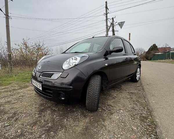 Красный Ниссан Микра, объемом двигателя 1.24 л и пробегом 150 тыс. км за 5900 $, фото 4 на Automoto.ua