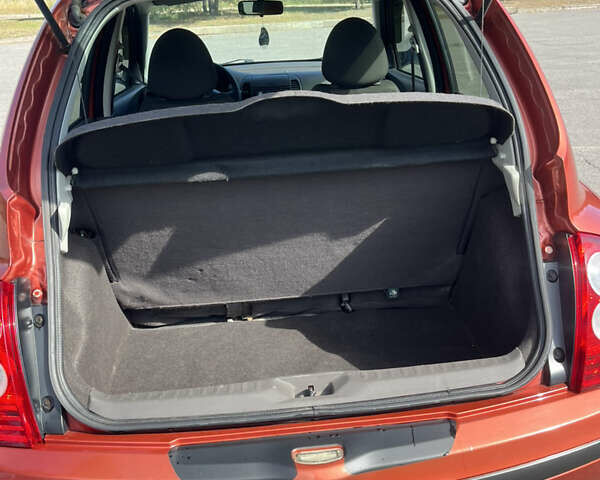 Червоний Ніссан Мікра, об'ємом двигуна 1.24 л та пробігом 140 тис. км за 7200 $, фото 10 на Automoto.ua