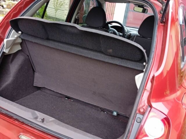 Красный Ниссан Микра, объемом двигателя 1.2 л и пробегом 180 тыс. км за 5500 $, фото 15 на Automoto.ua