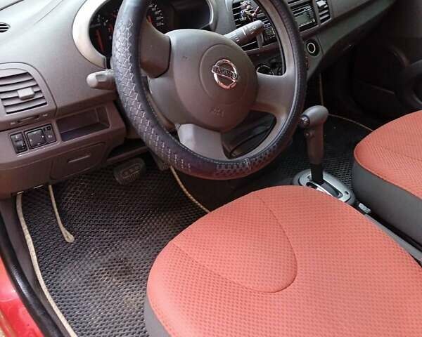 Красный Ниссан Микра, объемом двигателя 1.3 л и пробегом 141 тыс. км за 5200 $, фото 14 на Automoto.ua