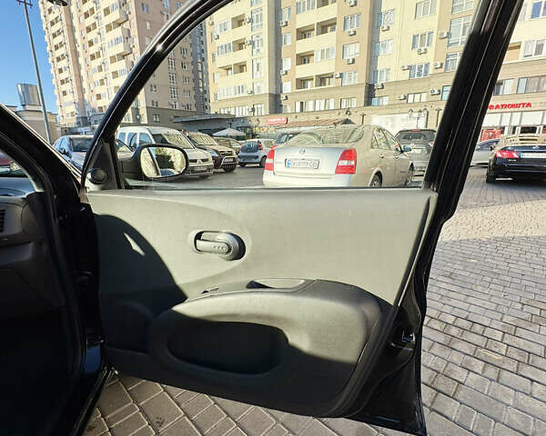 Красный Ниссан Микра, объемом двигателя 1.2 л и пробегом 150 тыс. км за 5500 $, фото 14 на Automoto.ua