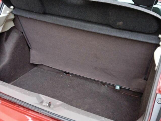 Красный Ниссан Микра, объемом двигателя 1.2 л и пробегом 180 тыс. км за 5500 $, фото 14 на Automoto.ua