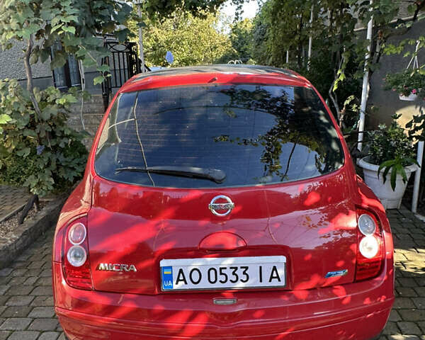Красный Ниссан Микра, объемом двигателя 1.24 л и пробегом 145 тыс. км за 3500 $, фото 2 на Automoto.ua