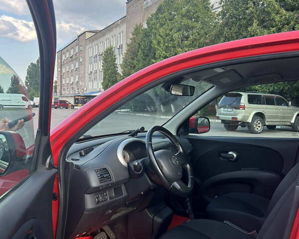 Червоний Ніссан Мікра, об'ємом двигуна 1.4 л та пробігом 104 тис. км за 7500 $, фото 4 на Automoto.ua