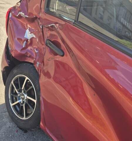 Червоний Ніссан Мікра, об'ємом двигуна 1.2 л та пробігом 118 тис. км за 5000 $, фото 3 на Automoto.ua