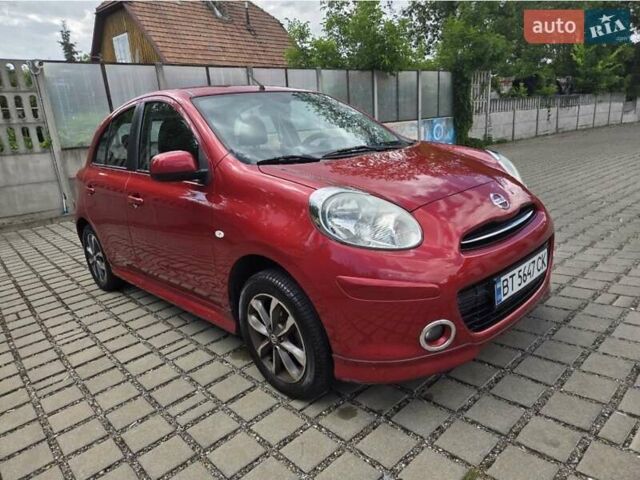 Красный Ниссан Микра, объемом двигателя 1.2 л и пробегом 66 тыс. км за 7800 $, фото 4 на Automoto.ua