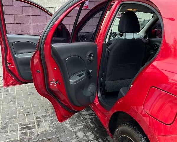 Красный Ниссан Микра, объемом двигателя 1.2 л и пробегом 84 тыс. км за 9500 $, фото 5 на Automoto.ua