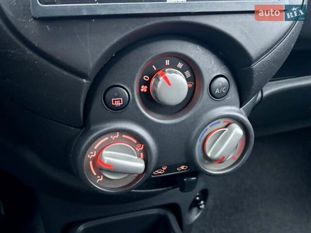 Червоний Ніссан Мікра, об'ємом двигуна 1.2 л та пробігом 118 тис. км за 7900 $, фото 48 на Automoto.ua